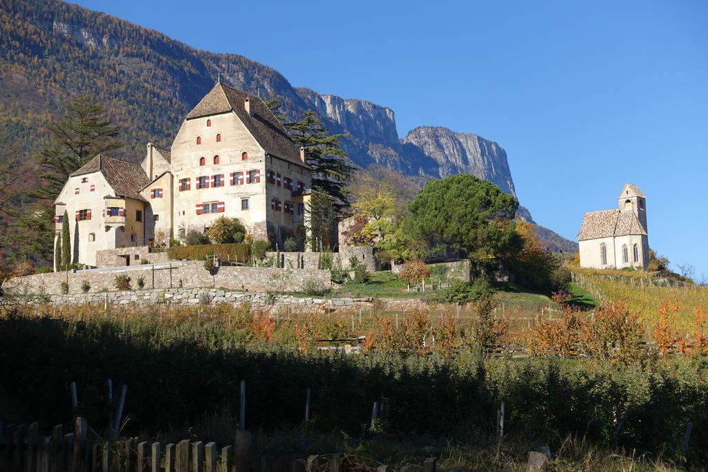 Schloss-Hof Appiano Sulla Strada Del Vino Exterior foto