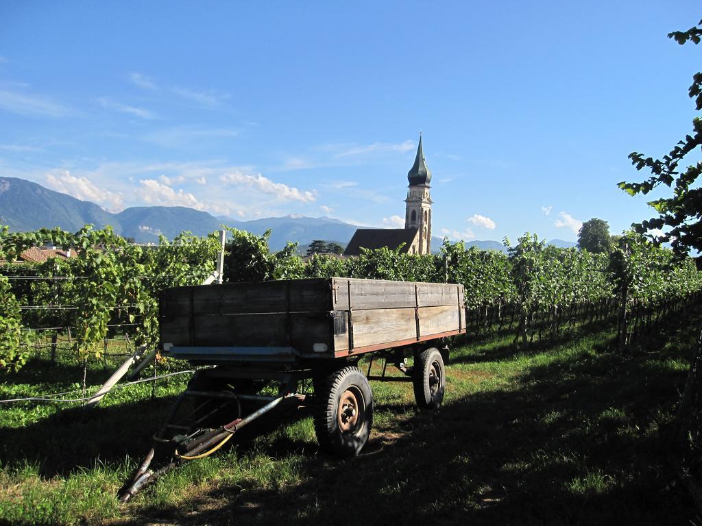 Schloss-Hof Appiano Sulla Strada Del Vino Exterior foto